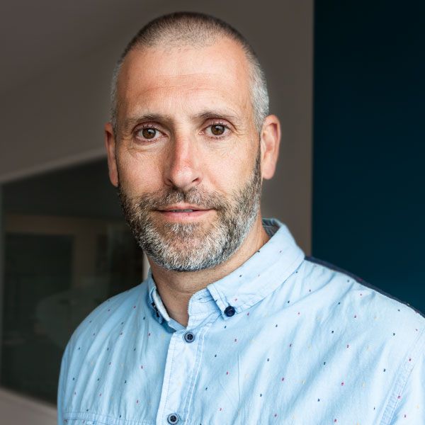 Overhead Arm Support Launch - Now MR Safe